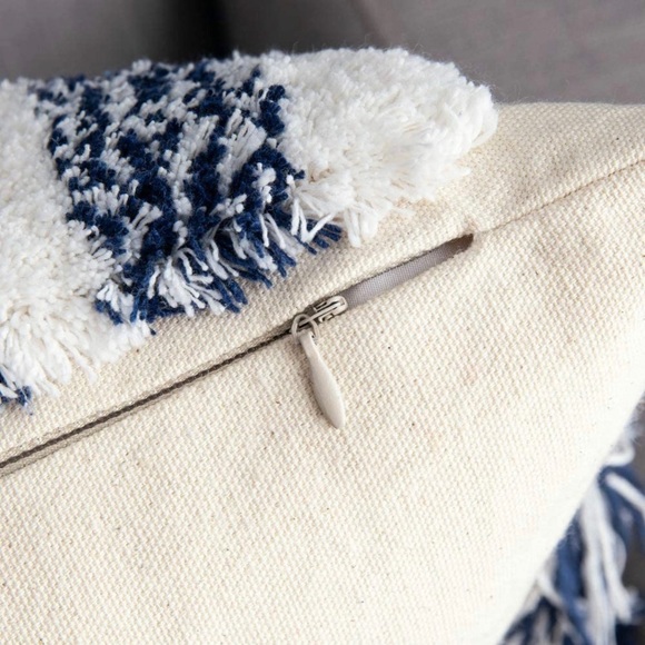 🎉HP| Luxury Home | Boho Woven Tassel Pillow Cover - Picture 4 of 6